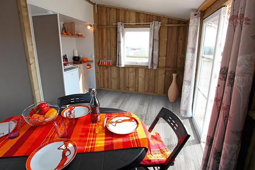 Campsite Camping De La Mer Ploeven